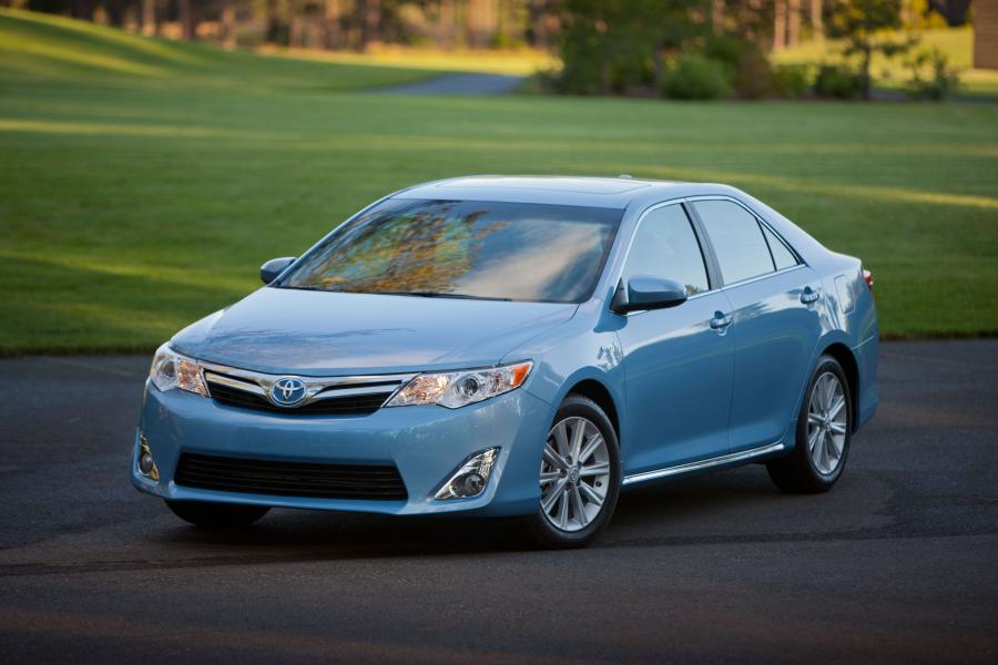  Toyota Camry Hybrid 2012 года  (фото 45 из 71)
